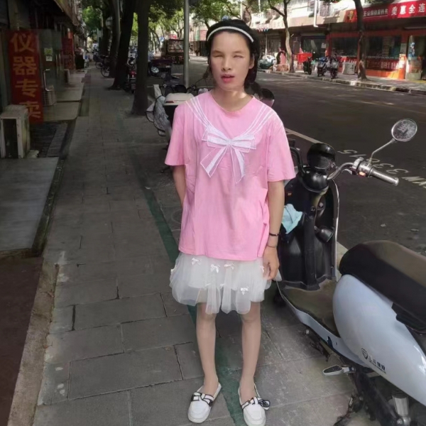 上海26岁单身美女真诚找对象-黄南相亲网