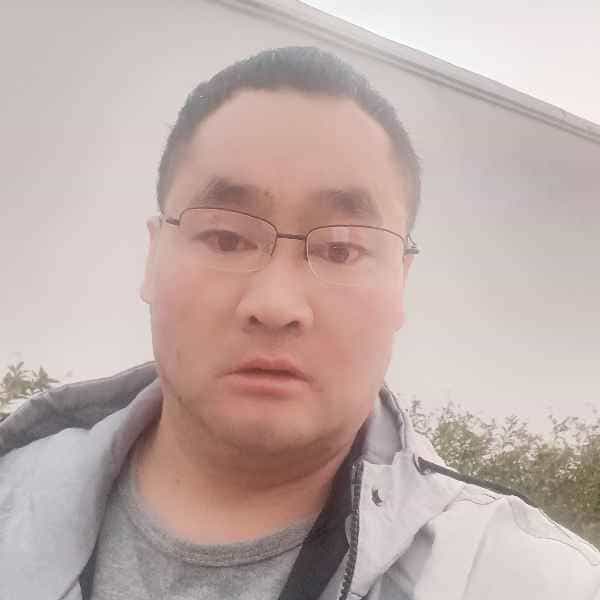 35岁岁甘肃单身帅哥 - 黄南吉缘网