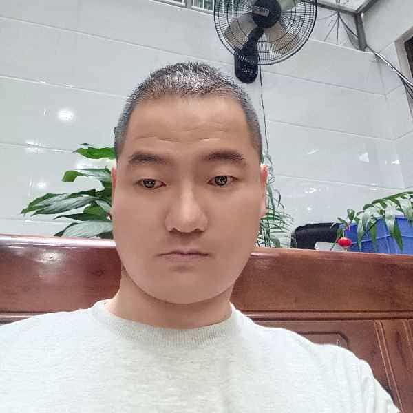 37岁岁福建单身帅哥 - 黄南吉缘网