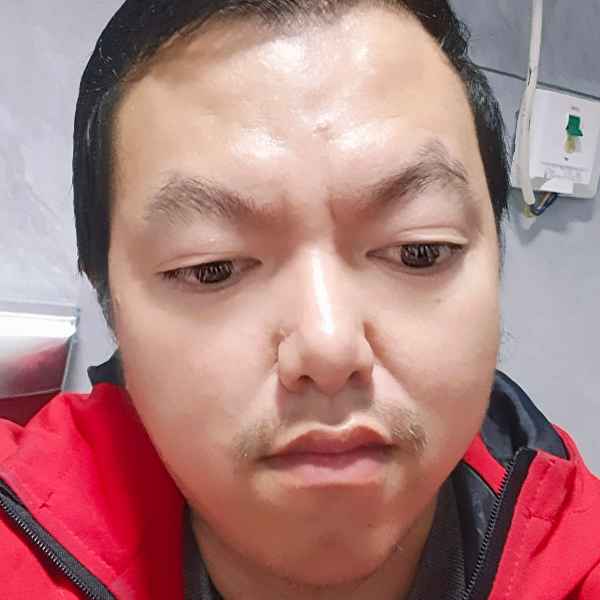 38岁岁江苏单身帅哥 - 黄南吉缘网