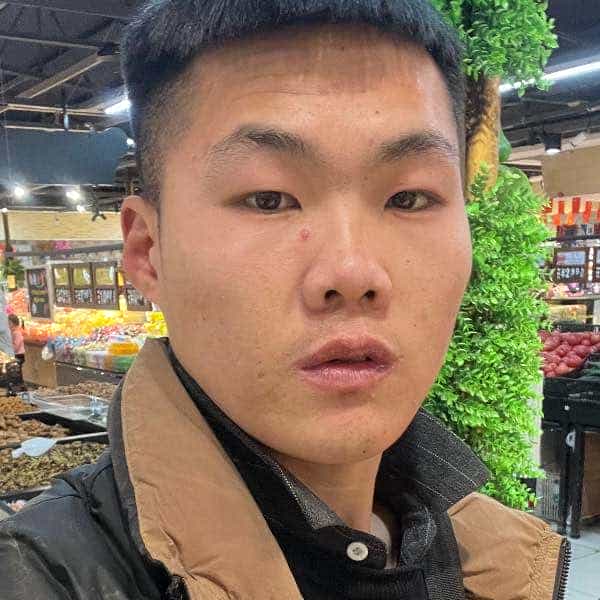 28岁岁河南单身帅哥 - 黄南吉缘网
