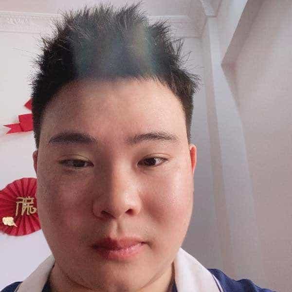 31岁岁广东单身帅哥 - 黄南吉缘网