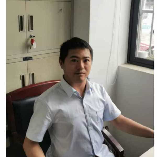 35岁岁河南单身帅哥 - 黄南吉缘网