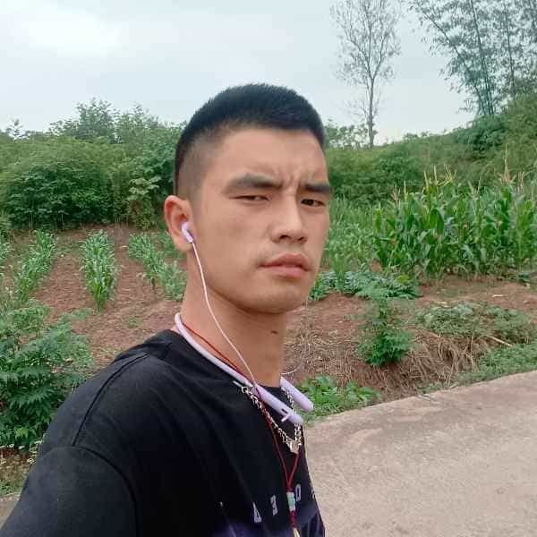 35岁岁四川单身帅哥 - 黄南吉缘网
