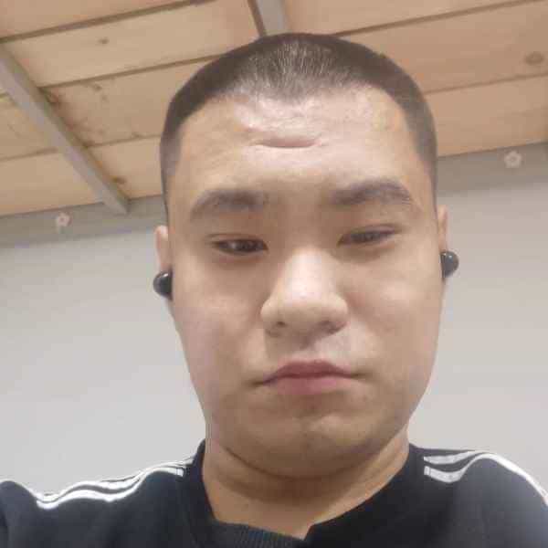 25岁岁山东单身帅哥 - 黄南吉缘网