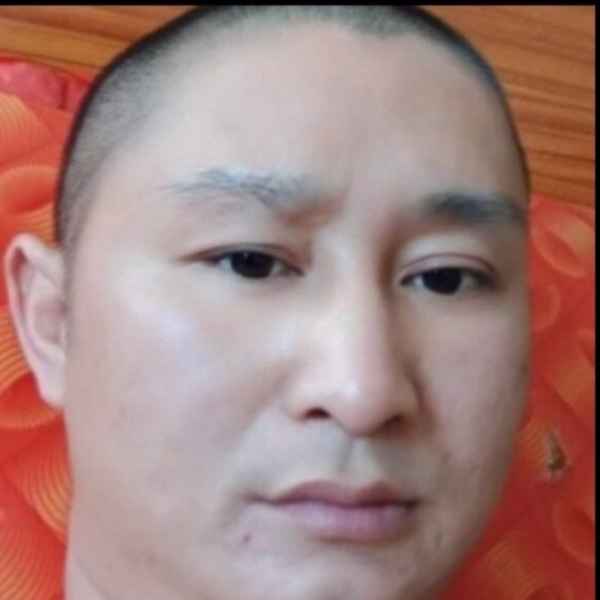 38岁岁湖南单身帅哥 - 黄南吉缘网