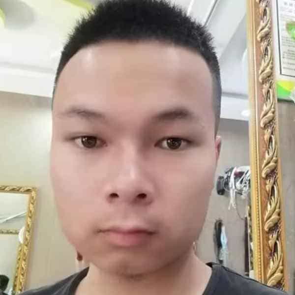 29岁岁云南单身帅哥 - 黄南吉缘网