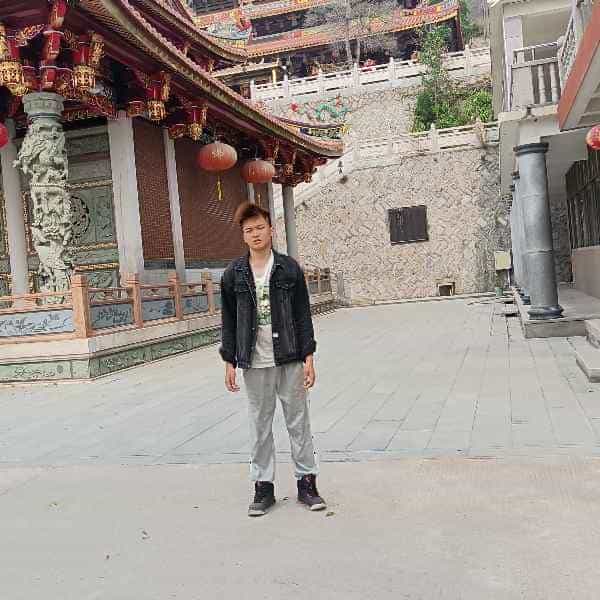 28岁岁江西单身帅哥 - 黄南吉缘网