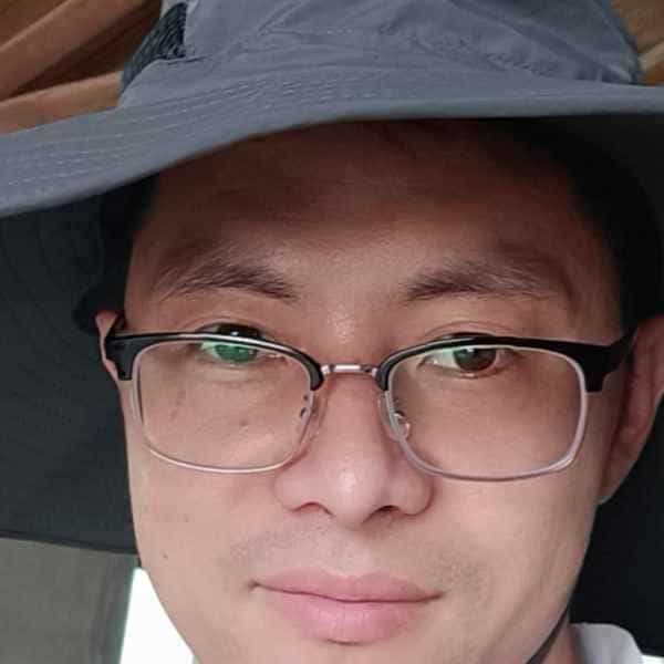 41岁岁江苏单身帅哥 - 黄南吉缘网
