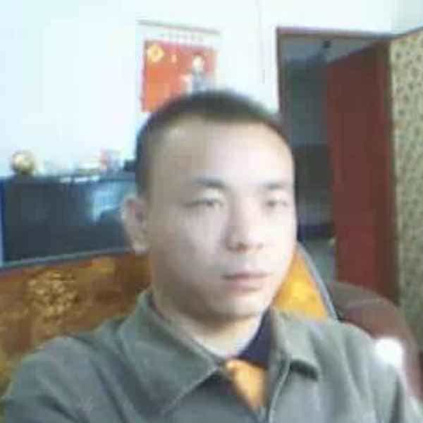 42岁岁湖南单身帅哥 - 黄南吉缘网