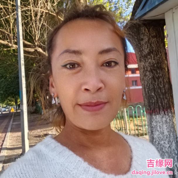 51岁岁黑龙江单身美女 - 黄南吉缘网