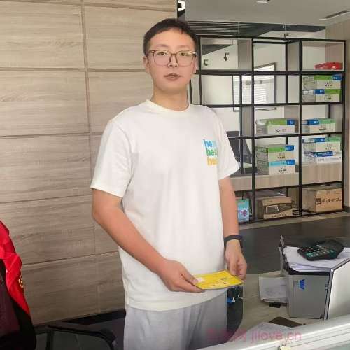 30岁岁江苏单身帅哥 - 黄南吉缘网