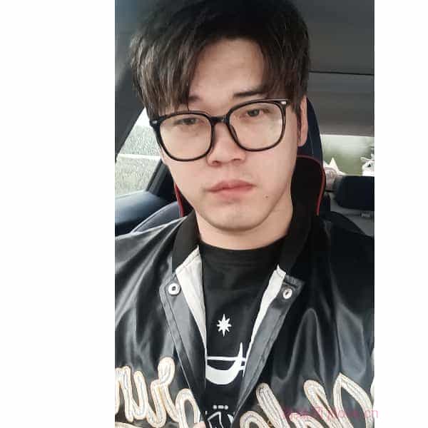 28岁岁江苏单身帅哥 - 黄南吉缘网