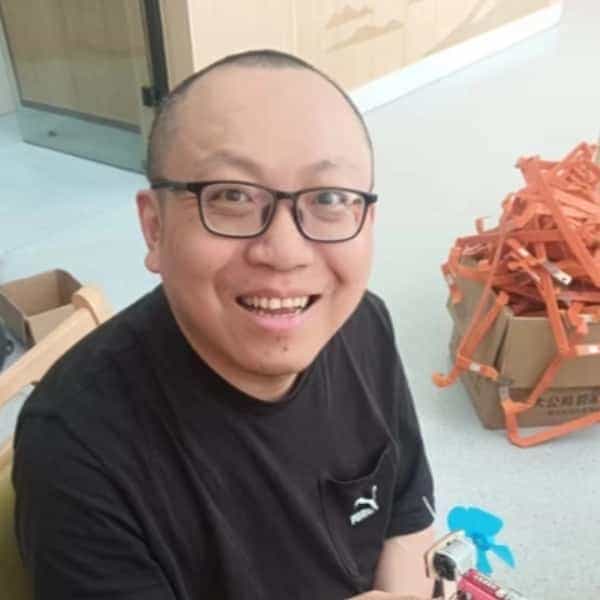 43岁岁江苏单身帅哥 - 黄南吉缘网