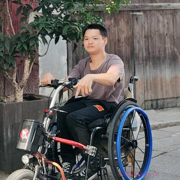 33岁岁湖北单身帅哥 - 黄南吉缘网